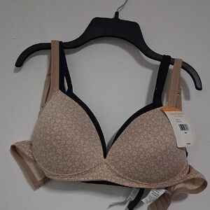 2 BNWT WARNERS 38B bras